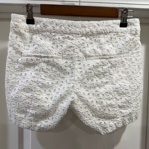 Lilly Pulitzer White Eyelet Lace Shorts Size 2